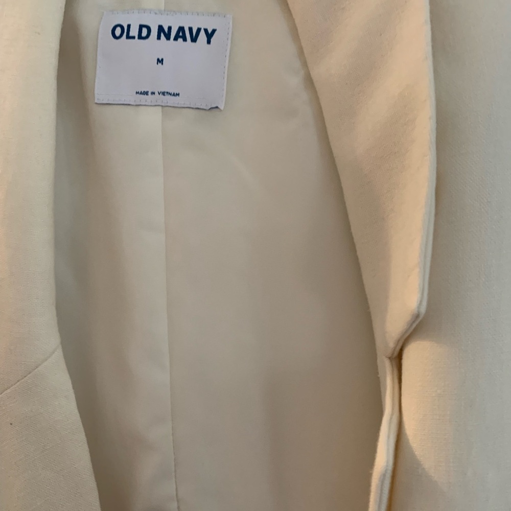 Linen Blazer - Picture 3 of 4